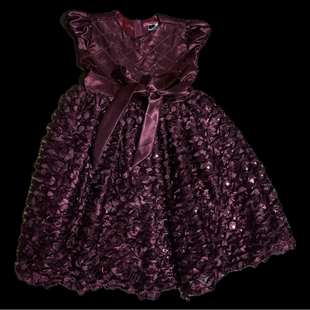 Elegant Deep Red Ruffled Dress